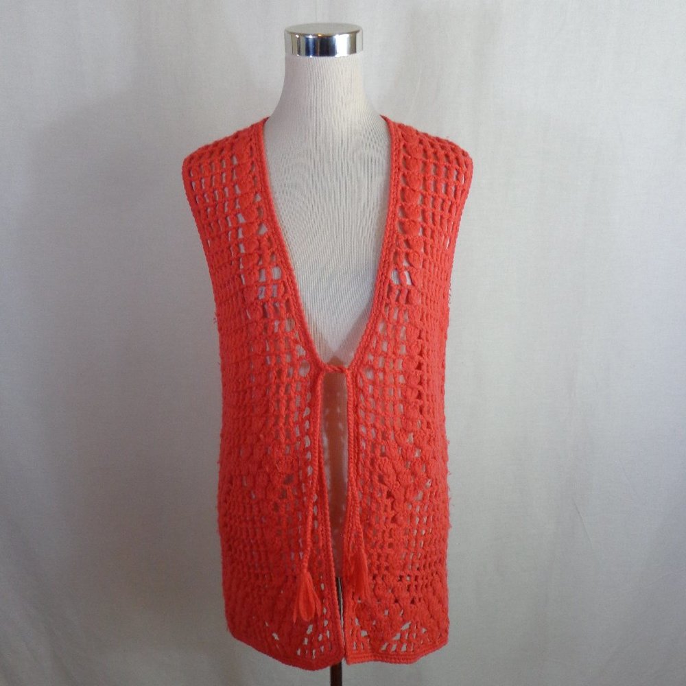 VINTAGE HARILELA’S HAND CROCHET VEST SZ L